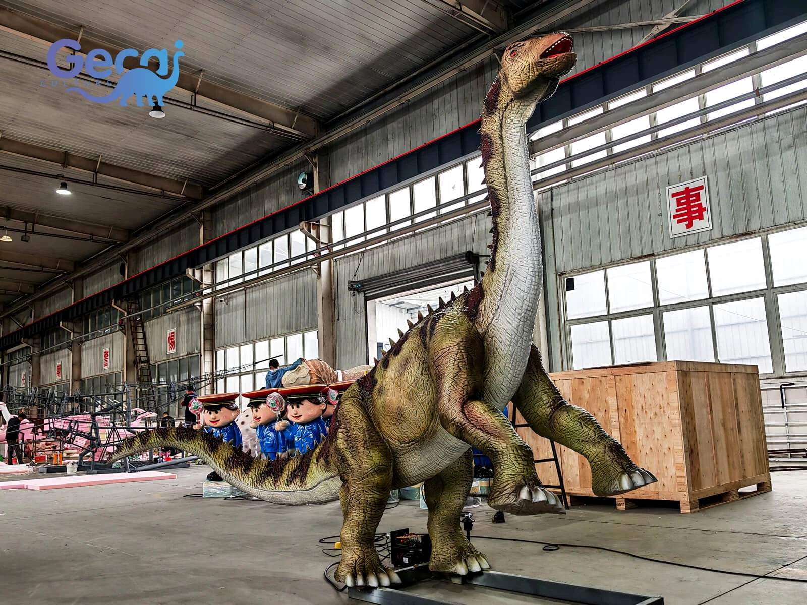 Realistic animatronic Diplodocus dinosaur for sale with lifelike movements and details. Custom size, color, actions and effects for parks and exhibitions.