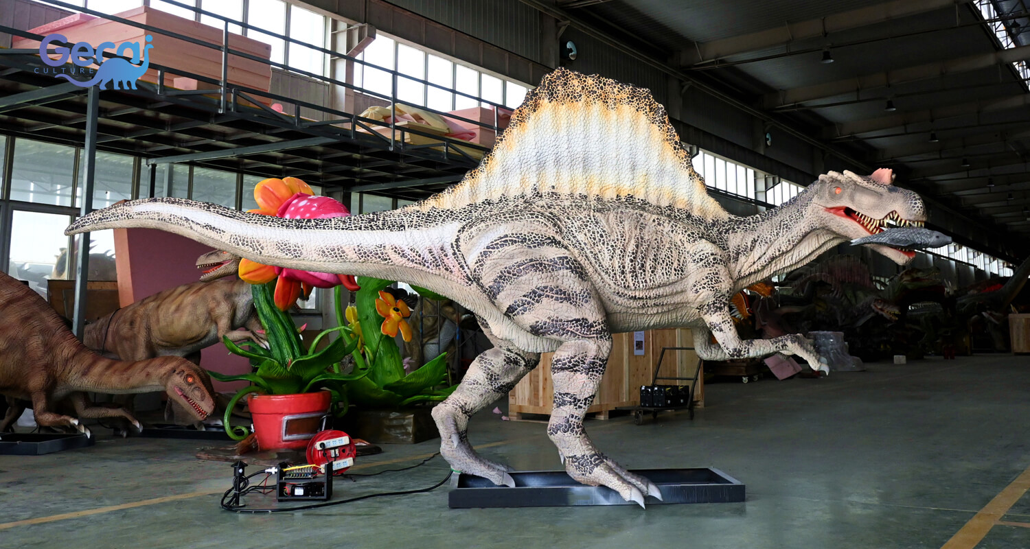How Animatronic Dinosaurs Bring History to Life for Kids 6