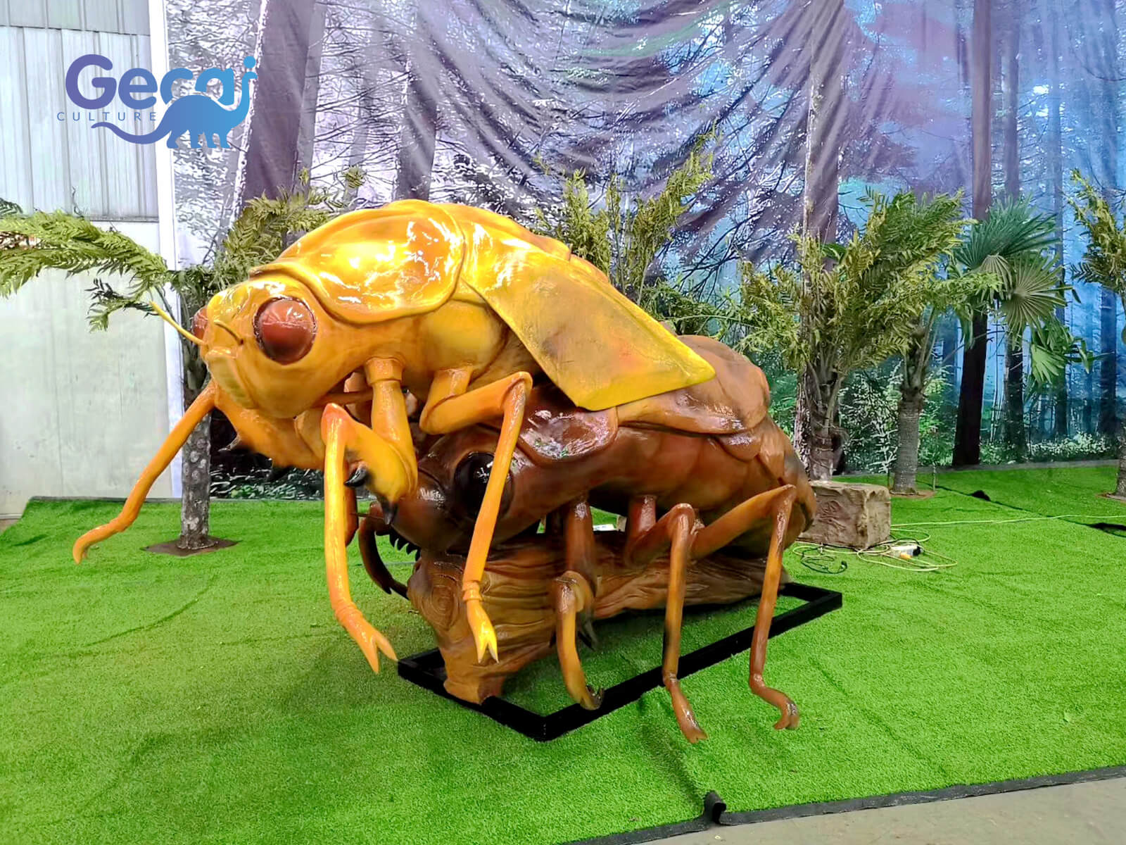 Lifelike Animatronic Cicada for Museum