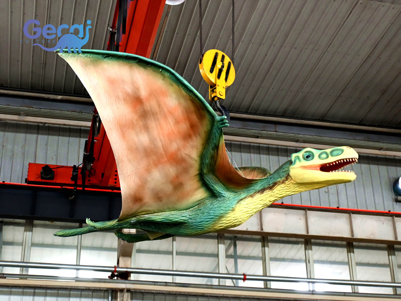 Realistic Hanging Pterosaur Statue for Park