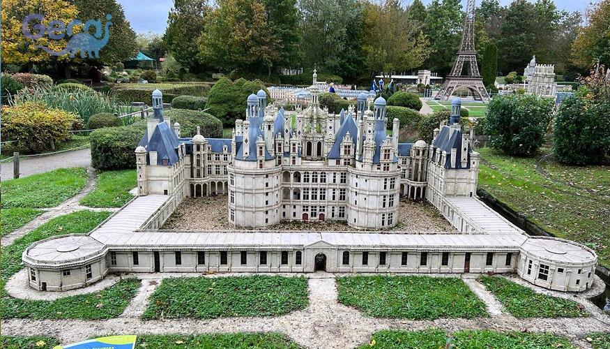 Mini Chambord Castle