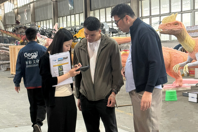 Customer Visit Factory