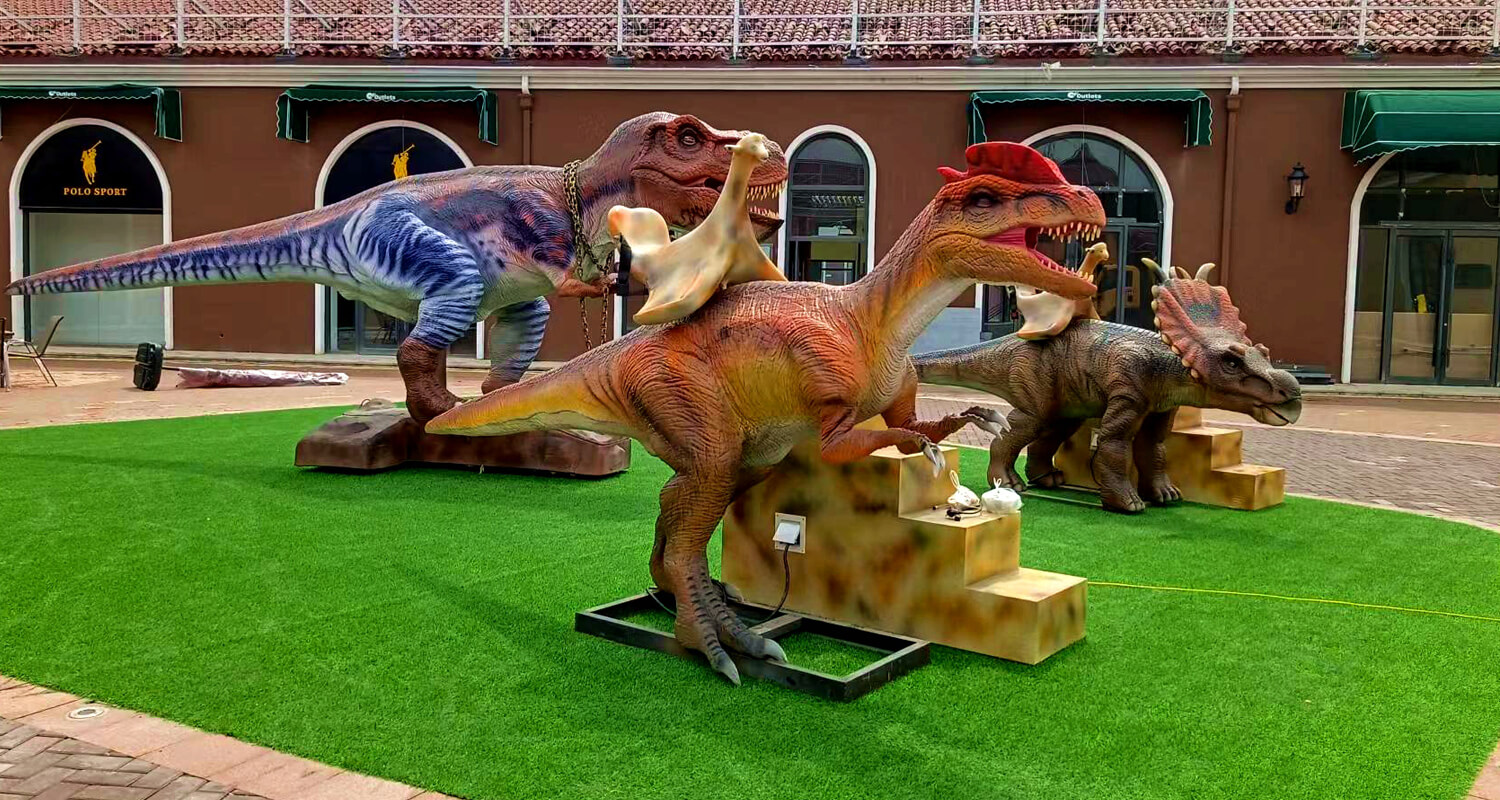 Dinosaurs Outdoor Exhibit in Dezhou