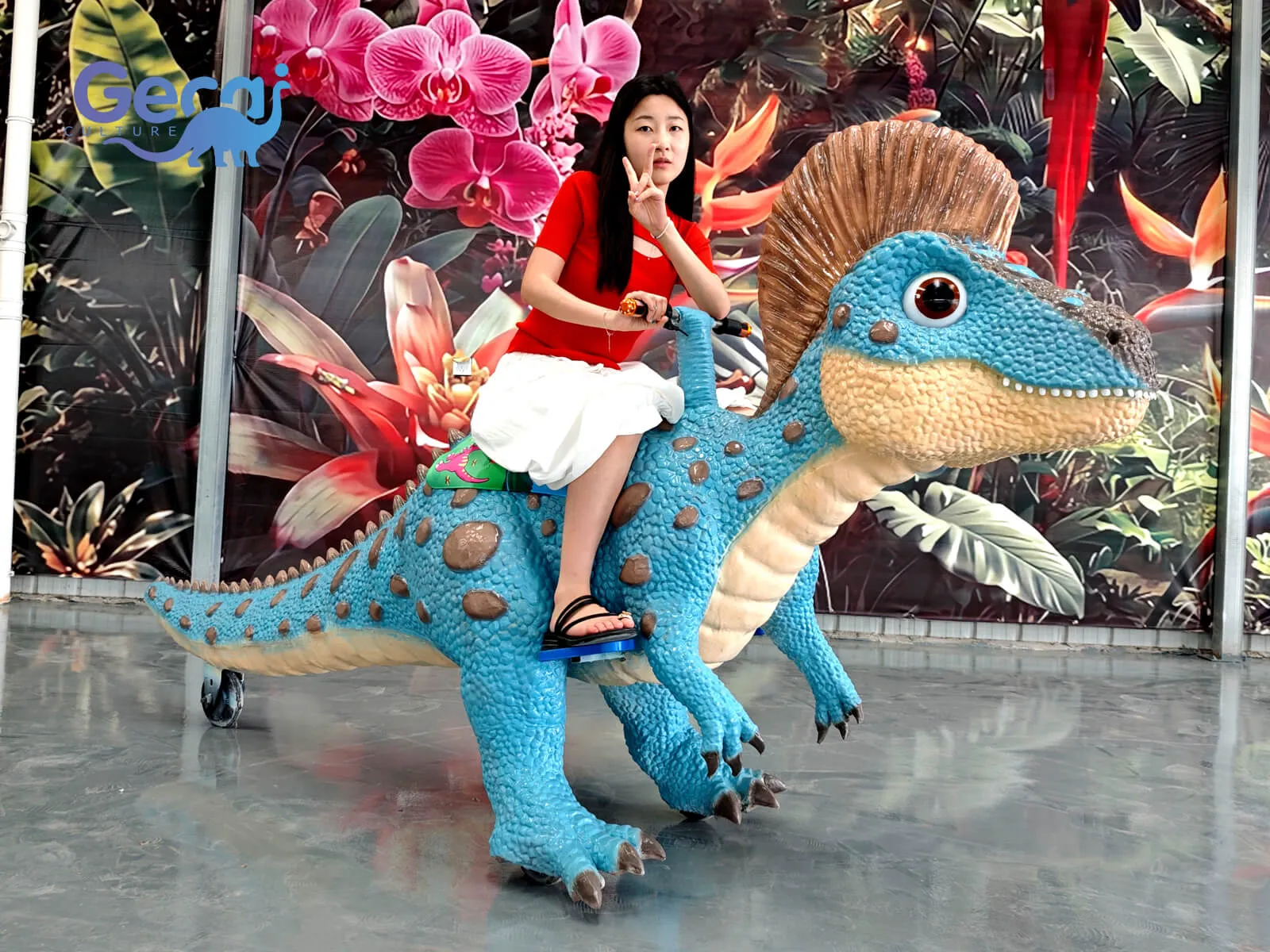 Gliding Dinosaur Ride for Event