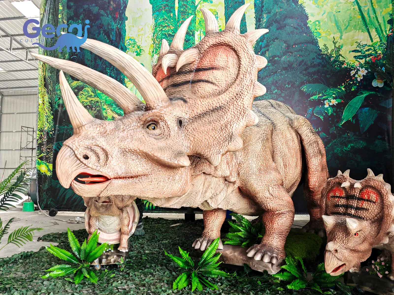 The Realistic Servo Motor Animatronic Pentaceratops Set is a premium dinosaur display designed for theme parks, museums, and immersive exhibitions. Featuring one adult Pentaceratops and three juvenile...
