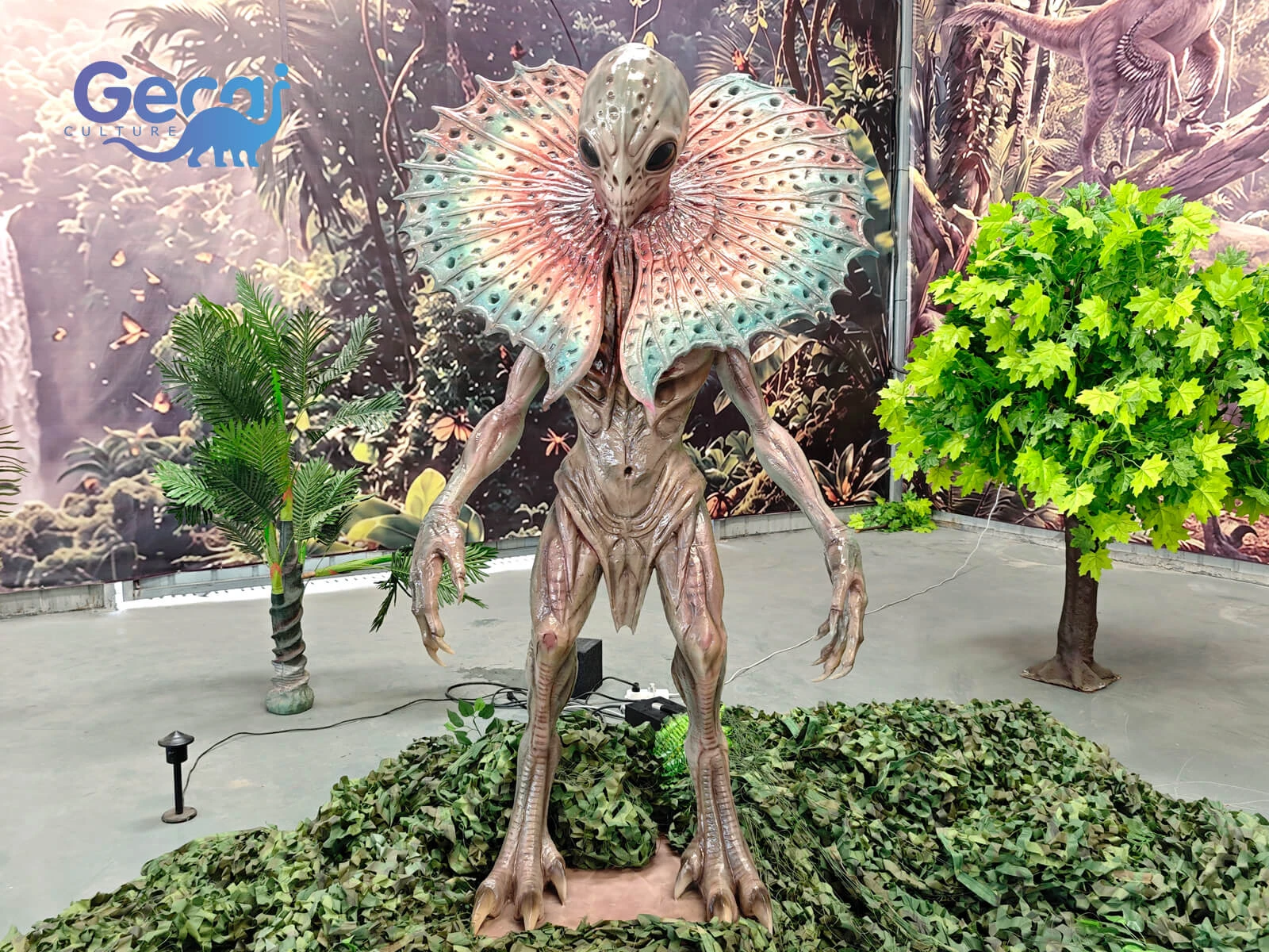 Custom Animatronic Alien Creature Model
